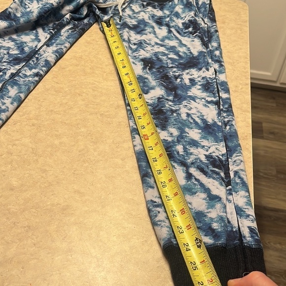 Lululemon No Sweat Pants joggers track pants zip up size 8 or size M medium - Picture 10 of 12